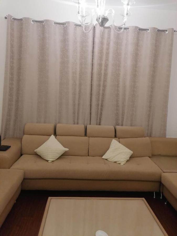 שארג'ה شقق ليماس القصباء מראה חיצוני תמונה